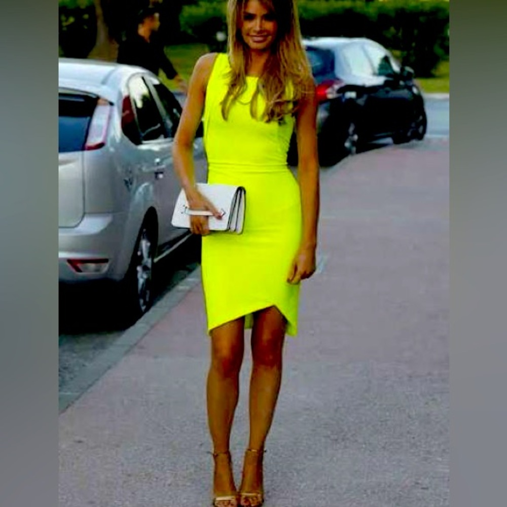 House Of CB “Blair” Neon Yellow Sleeveless Dress Size L
